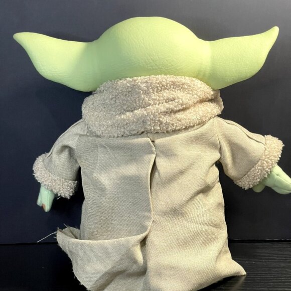 Mattel 2021 Baby Yoda Plush Toy With Beige Outfit & Necklace - Picture 2 of 4